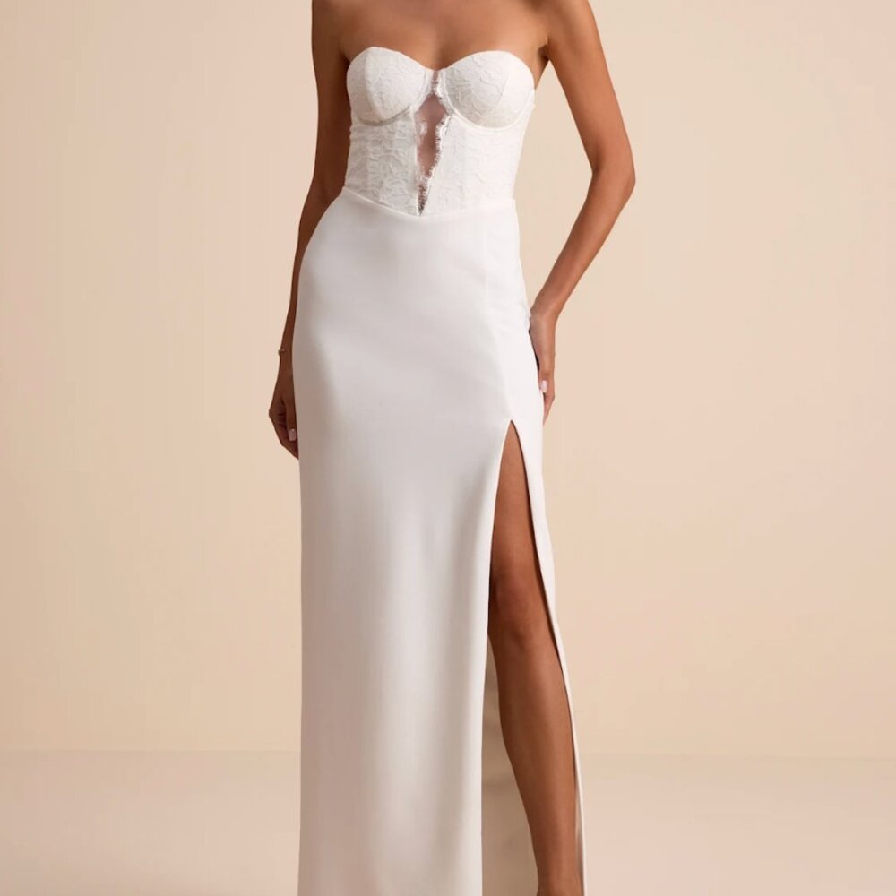 (NWT) Lulus Pruitt White Lace Cutout Strapless Bustier Maxi Dress